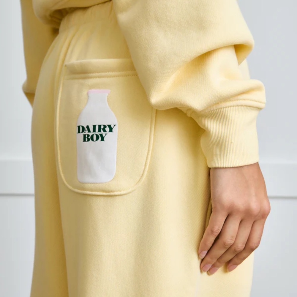 🔥LAST ONE🔥 NWT Dairy Boy Milk Bottle sweatpants in Yellow - Picture 3 of 16